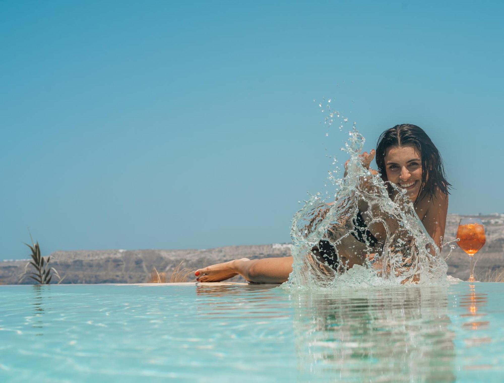 Divino Caldera Hotel Akrotírion Екстериор снимка