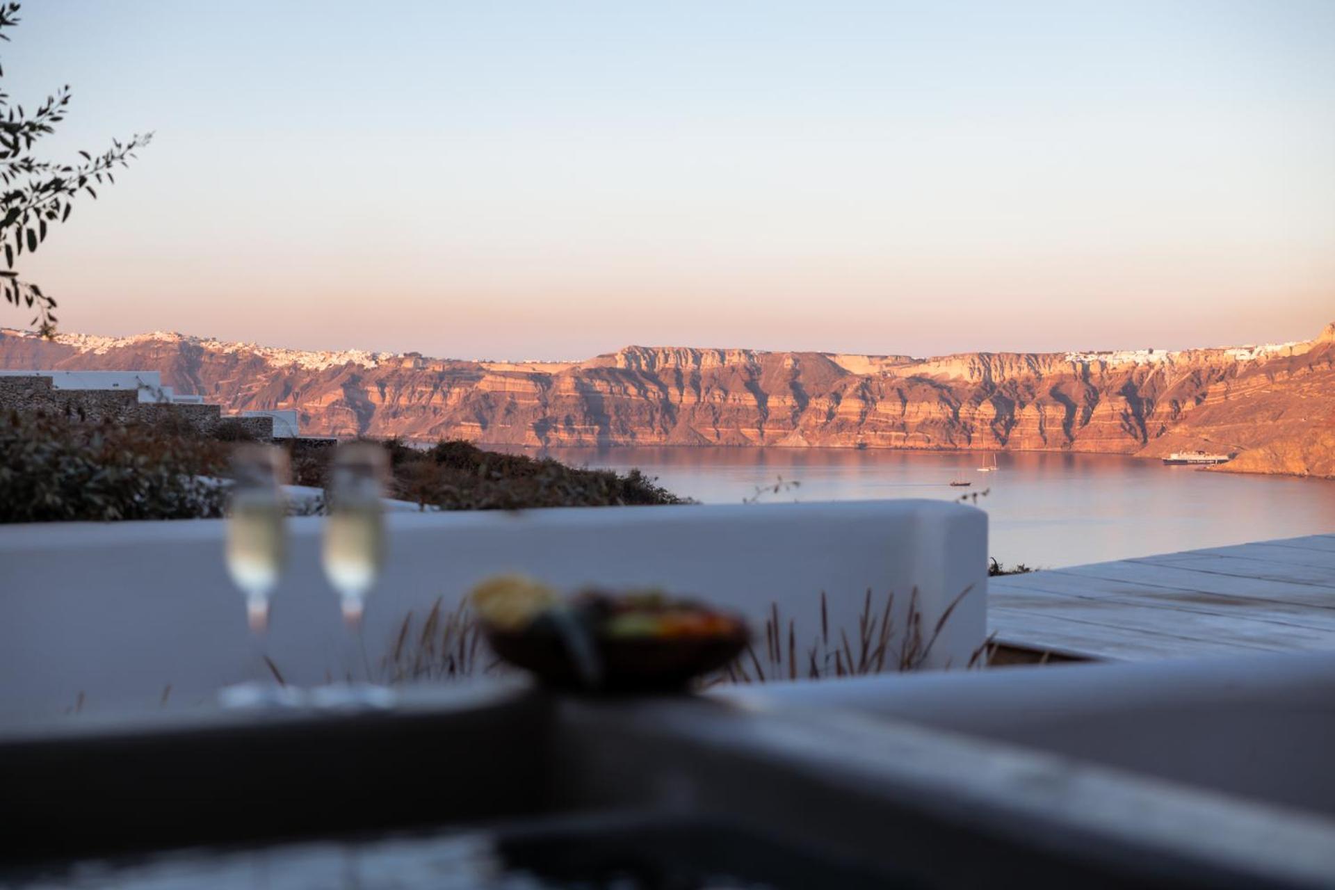 Divino Caldera Hotel Akrotírion Екстериор снимка